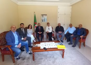La Generalitat impulsa la internacionalización del sector del mueble en Argelia