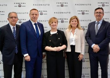 La Generalitat impulsa la transformación del sector de la automoción en la Comunitat Valenciana