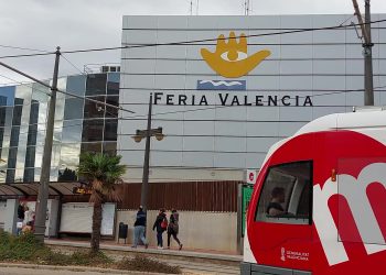 Metrovalencia refuerza la Línea 4 para acceder a Feria Valencia