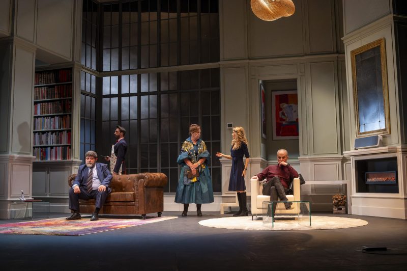 El Teatre Principal de Castelló despide mayo con ‘Copiar’ y una nueva versión de ‘La Ratonera’