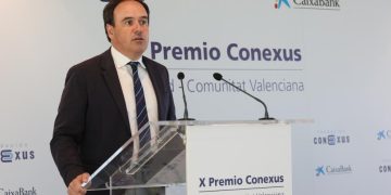 Pérez Llorca impulsa la colaboración público-privada para reactivar la economía