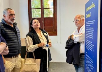 La Generalitat inaugura en l’Alfàs del Pi una exposición por los 40 años de España en la UE