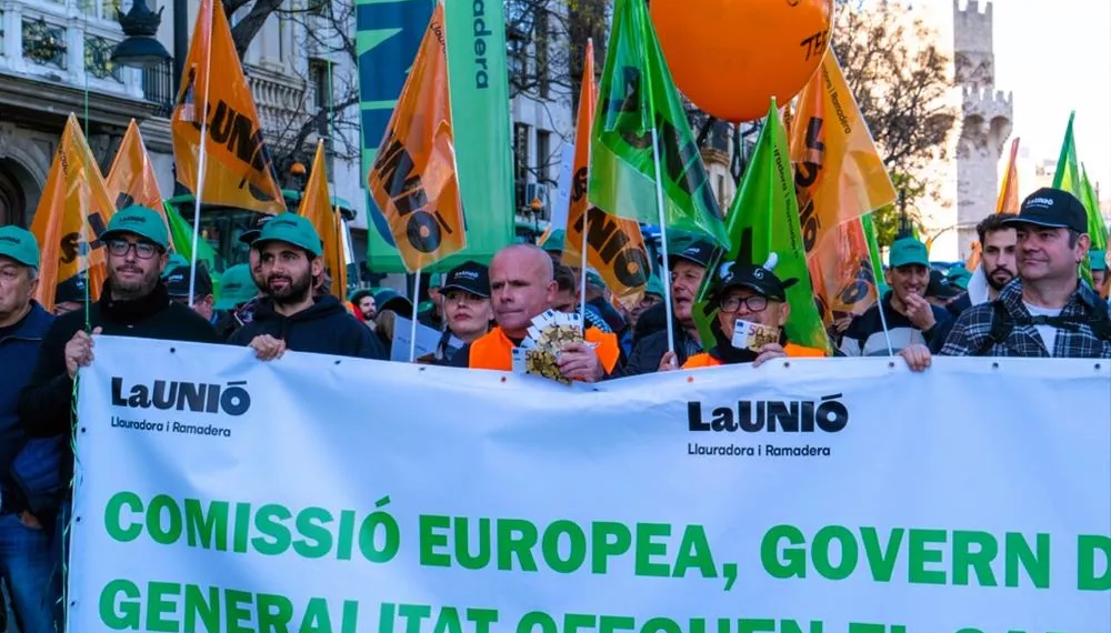LA UNIÓ critica que la Comisión Europea siga adelante en solitario con la aplicación provisional del acuerdo UE-Mercosur, en vigor desde hoy 1 de mayo
