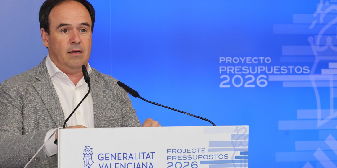 Pérez Llorca presenta un presupuesto récord de 33.305 millones centrado en políticas sociales