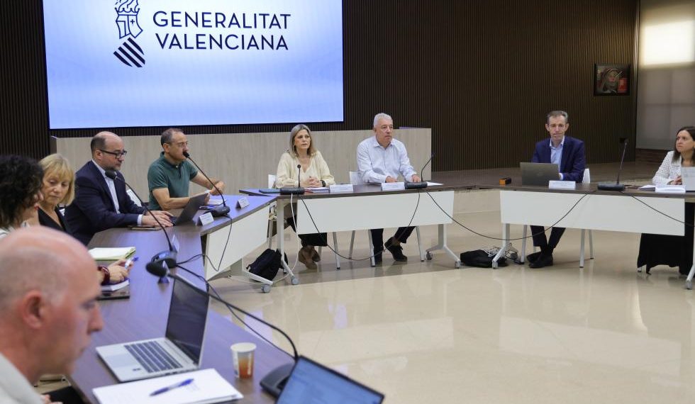 Educación plantea nuevas mejoras a los sindicatos para desbloquear la huelga docente este jueves