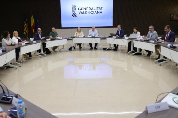 Educación plantea nuevas mejoras a los sindicatos para desbloquear la huelga docente este jueves