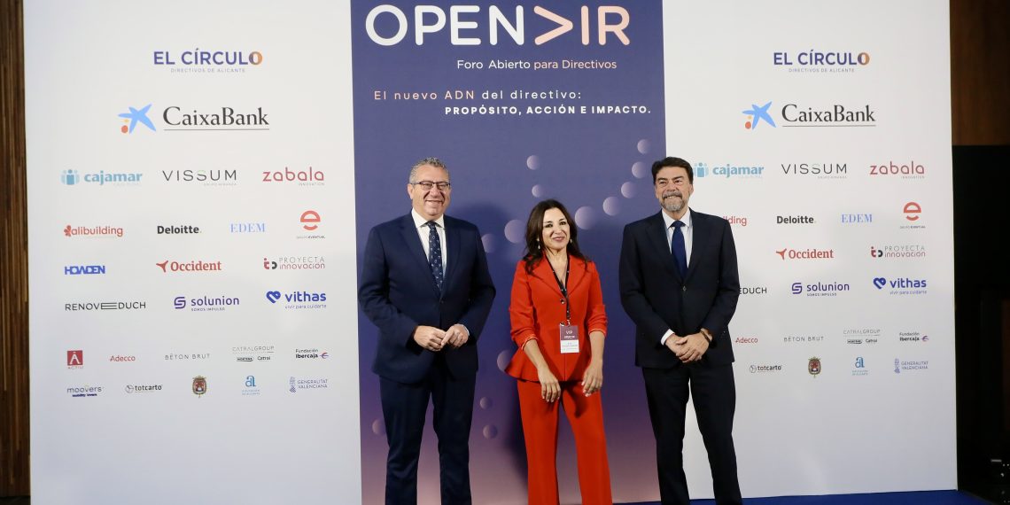 Toni Pérez defiende que el nuevo directivo debe combinar tecnología, estrategia y valores