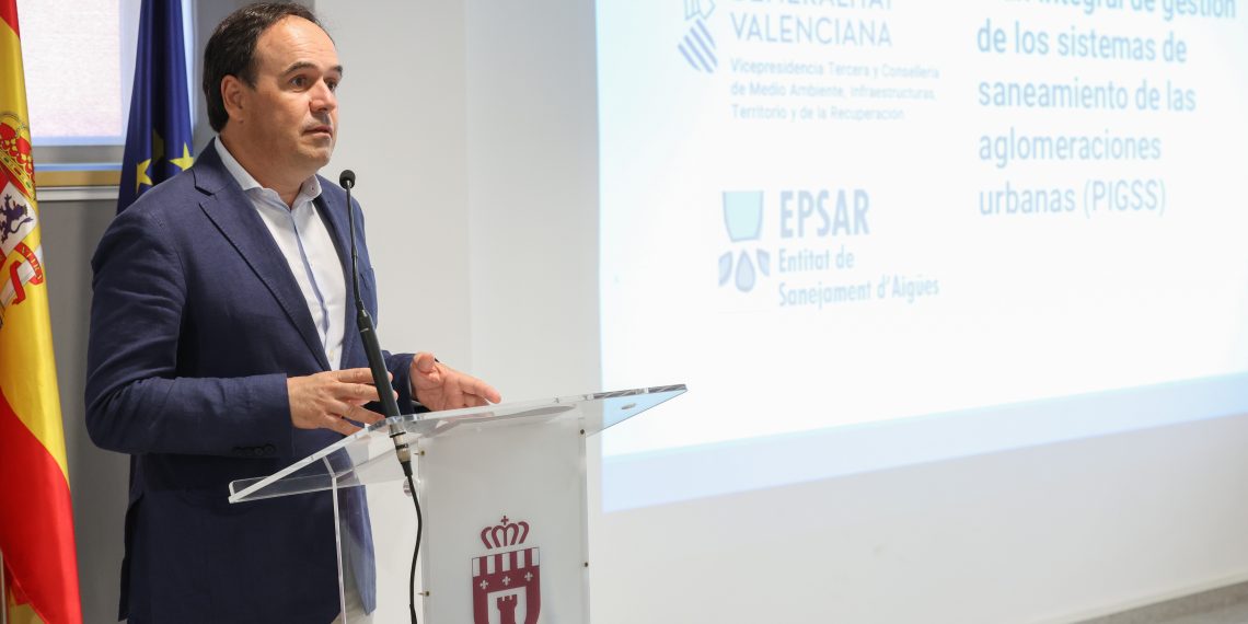 Pérez Llorca destaca que la Comunitat lidera la gestión del agua con un plan de 10 millones