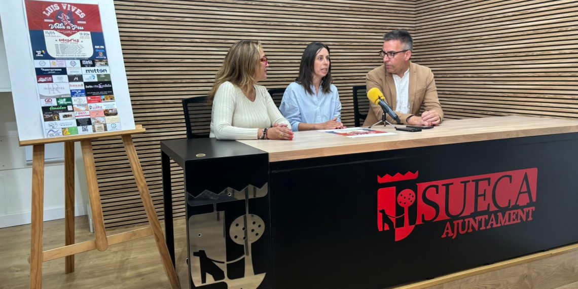 El colegio Luis Vives celebra la 44 Volta a Peu en Sueca con apoyo municipal