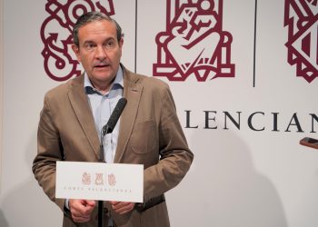 Fernando Pastor cuestiona el regreso de Oltra: “Vuelve a la política cuando peor es su situación judicial”