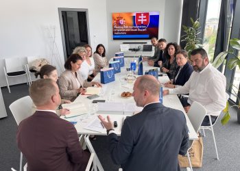Costa Blanca promociona su oferta turística en Bratislava para captar al mercado eslovaco