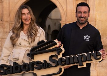 ‘Sabors de sempre’ reinventa los pimientos rellenos en Tavernes de la Valldigna