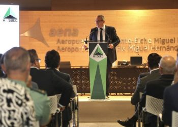 Toni Pérez reclama más inversiones para impulsar el turismo en la provincia de Alicante
