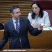 Miguel Pascual (VOX) al PSOE: «Mientras regularizan a un millón de ilegales, nuestros jóvenes siguen sin poder alquilar o comprar una vivienda»