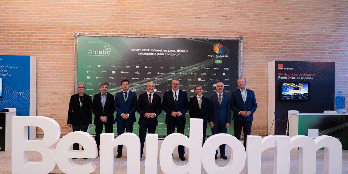 José Manuel Camarero destaca en Digital Tourist el modelo de gobernanza inteligente de la Comunitat