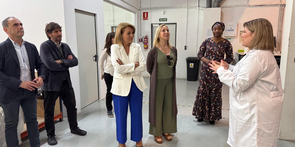 El Consell se alía con Farmamundi y Red Aminata frente a la mutilación genital femenina