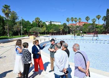 Reabre la piscina del Parque de Benicalap tras una inversión de un millón de euros
