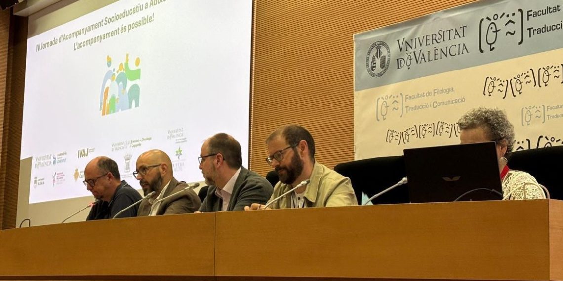 El director general del IVAJ apuesta por reforzar la participación y el liderazgo juvenil