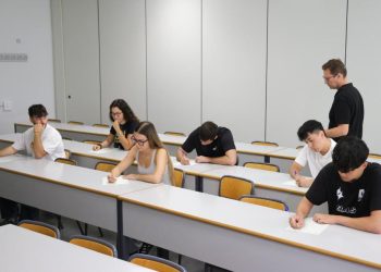 Educación garantiza las pruebas de acceso a FP con servicios mínimos del 100 % durante la huelga