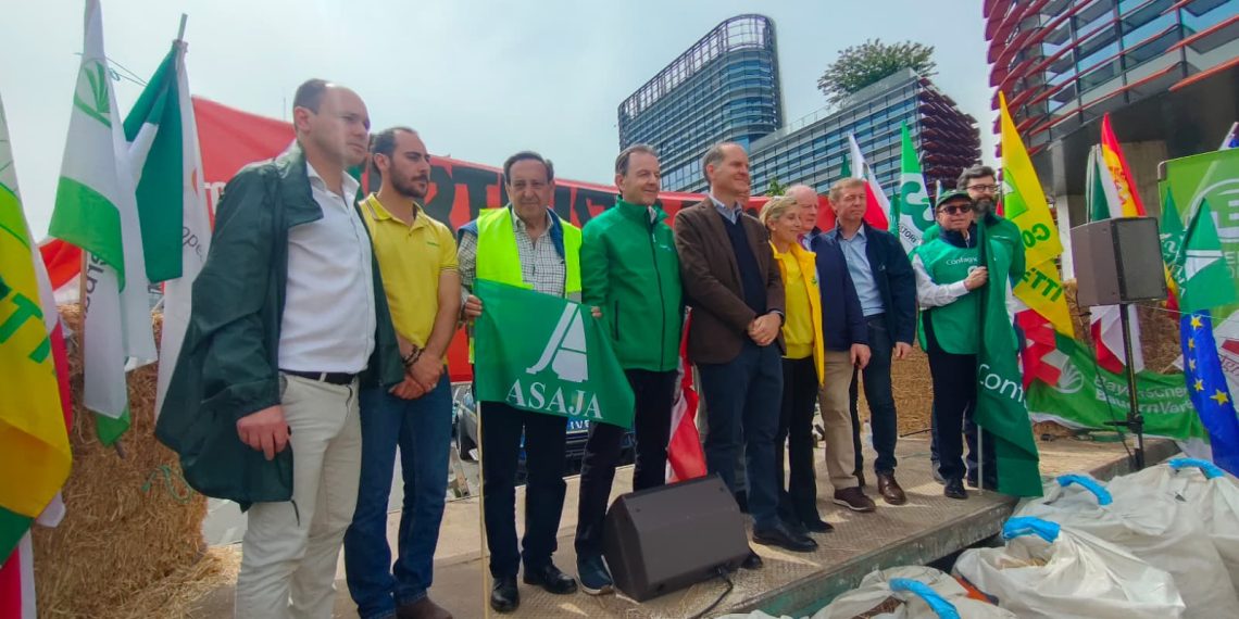 AVA-ASAJA critica el plan europeo de fertilizantes por insuficiente