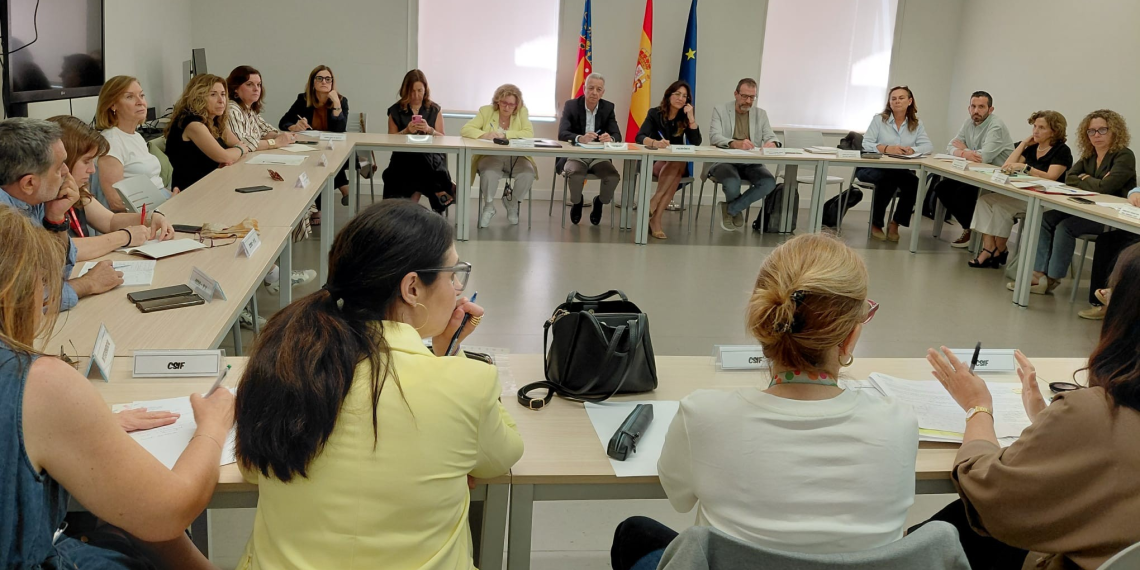 La Generalitat impulsa medidas para reducir la brecha salarial e impulsar la inclusión en la función pública