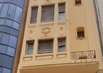 La Generalitat saca a subasta un edificio histórico en Valencia y una finca rústica en Vila-real por 1,36 millones de euros
