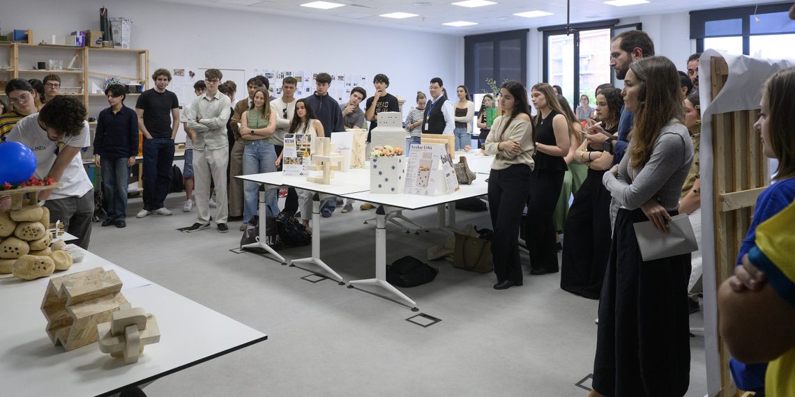 Estudiantes de Ingeniería de la CEU UCH diseñan hábitats urbanos para proteger a las abejas solitarias