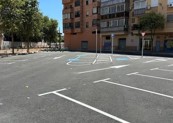 El Ayuntamiento habilita un parking gratuito en Marxalenes tras una demanda vecinal