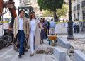 Las obras de la calle Colón de Valencia avanzan sin retrasos y ya muestran el nuevo pavimento de granito en el entorno de Porta de la Mar