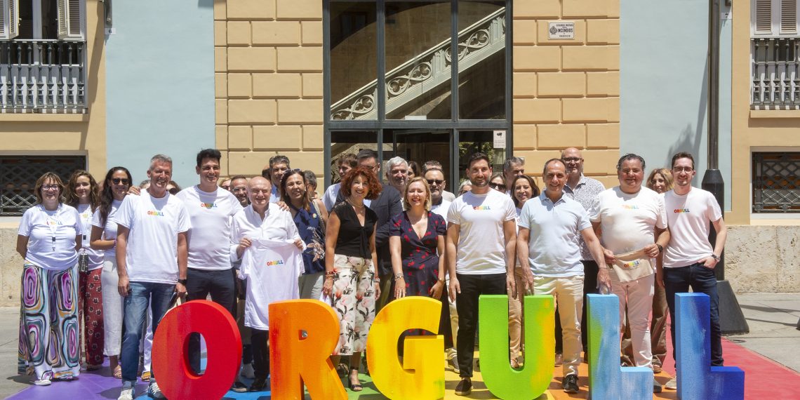 La Diputación de Valencia reivindica el Orgullo LGTBI con un llamamiento a construir una sociedad más justa e inclusiva