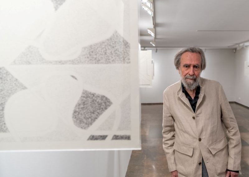 El IVAM presenta la nueva publicación sobre la obra gráfica de Isidoro Valcárcel Medina