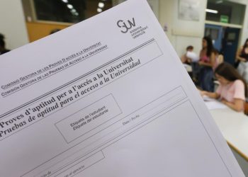 Más de 25.600 estudiantes comienzan la PAU en la Comunitat Valenciana con detectores tecnológicos como novedad