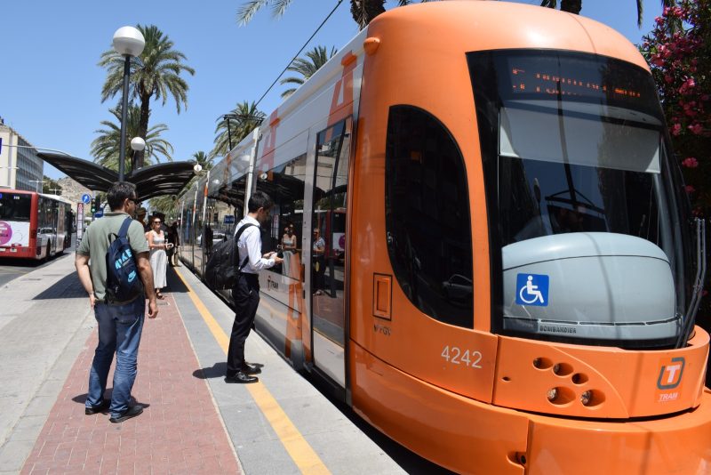 TRAM d’Alacant ampliará la parada de Porta del Mar para reci