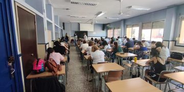 Aumenta la participación en los exámenes de valenciano A2 y B1 de la JQCV celebrados en centros de adultos