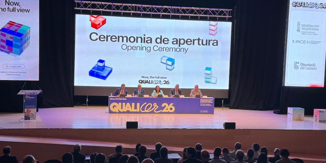 Martínez Mus defiende una transición ecológica compatible con la competitividad de la cerámica valenciana