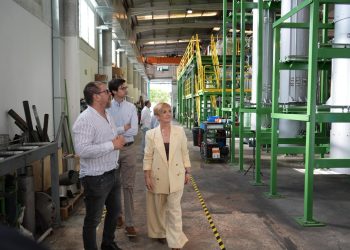 Cano destaca el impulso a la innovación energética para situar a la Comunitat Valenciana como referente en hidrógeno verde
