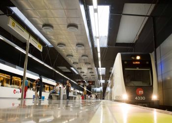 La Generalitat activa un dispositivo especial de Metrovalencia y Metrobús con 45.000 plazas para el festival BIGSOUND en Torrent