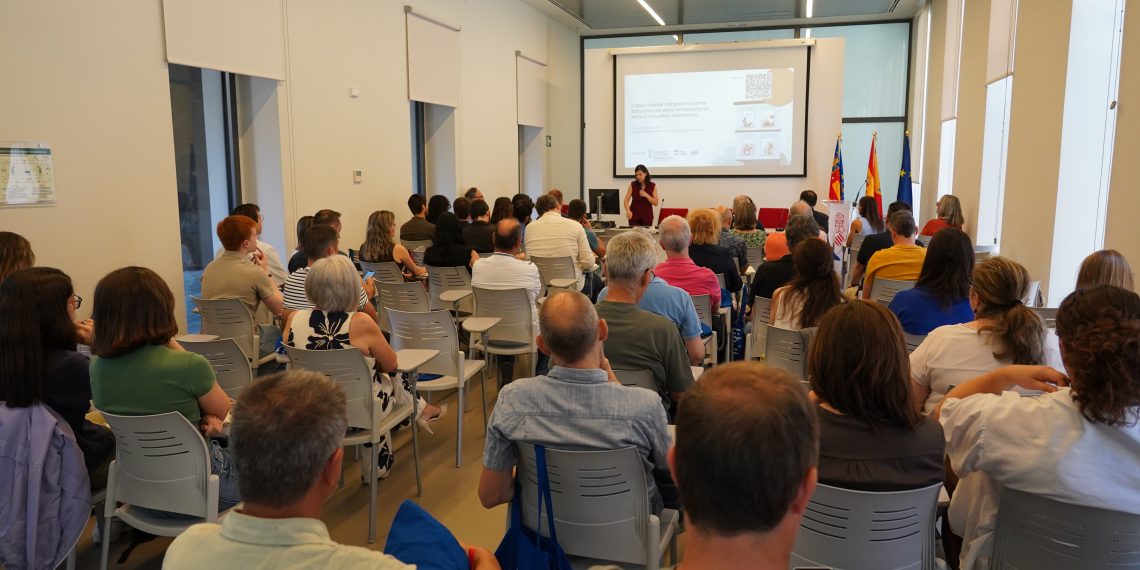 La Generalitat impulsa una Red de Espacios Climáticos para proteger a la población frente a las olas de calor