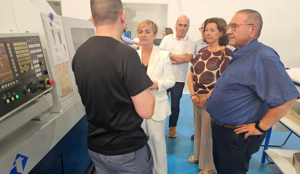 La Generalitat respalda la creación de nuevo suelo industrial en Almoradí para atraer inversiones y generar empleo