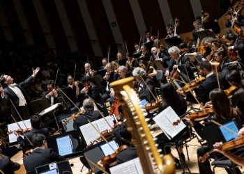 La Orquestra de la Comunitat Valenciana clausura temporada y actúa en el Festival de Granada con Gustavo Gimeno