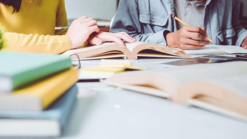 La Generalitat destina 70,7 millones de euros al Banco de Libros para el curso 2026-2027
