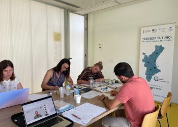 La Generalitat diseña un proyecto piloto de Formación Profesional Agraria en La Marina Baixa para atraer talento joven al sector