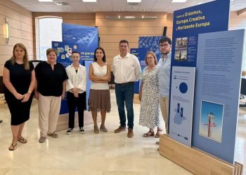 La Generalitat inaugura en Alfafar una exposición sobre los 40 años de España en la Unión Europea