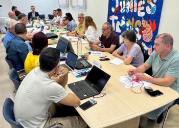 La Generalitat acuerda implantar la jubilación parcial para todo el profesorado de la enseñanza concertada