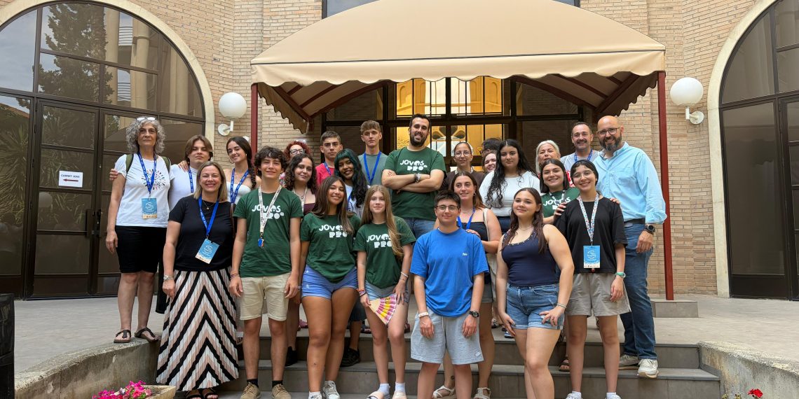 Alicante reúne a más de un centenar de jóvenes para reflexionar sobre inteligencia artificial