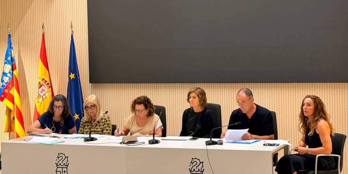 La Generalitat recauda más de 882.000 euros al subastar un edificio en Valencia y una finca en Vila-real