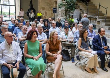 Enguix reclama a Les Corts impulsar la recuperación del derecho civil valenciano y desbloquear la reforma constitucional