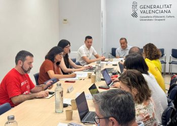 Educación propone reducir la jornada laboral del profesorado a 35 horas semanales
