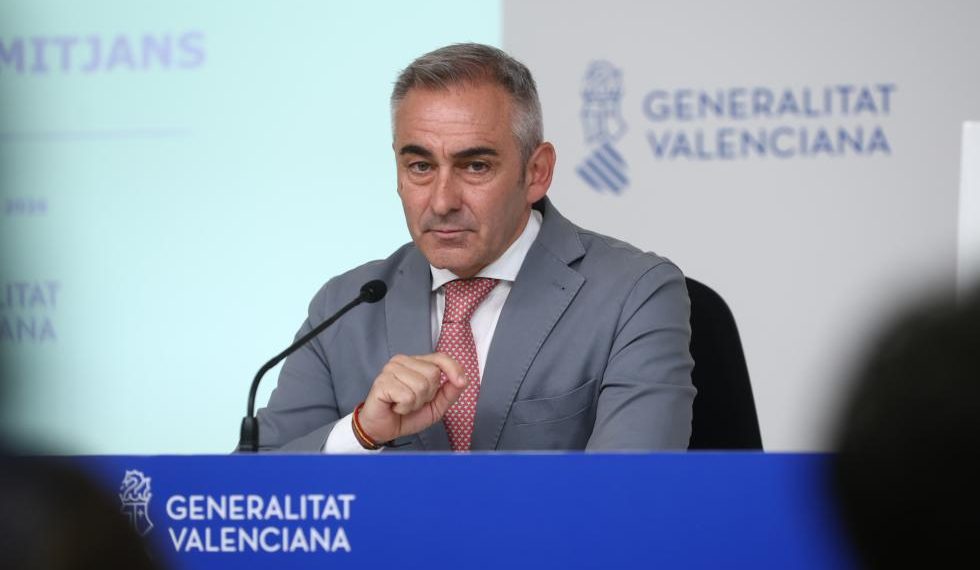 El Consell aprueba una oferta de empleo de 2.067 plazas docentes para reforzar la educación pública valenciana