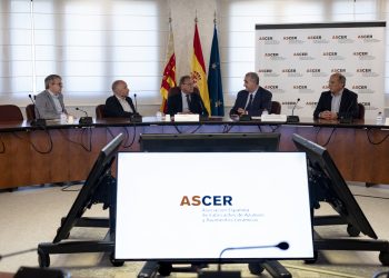 La Generalitat reconoce a Ascer como entidad socialmente responsable del sector cerámico
